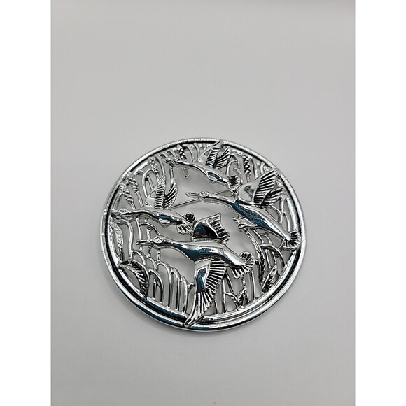 Vintage Sarah Coventry Brooch Pin Round Ducks Birds Fowl Silver Tone - Picture 8 of 13